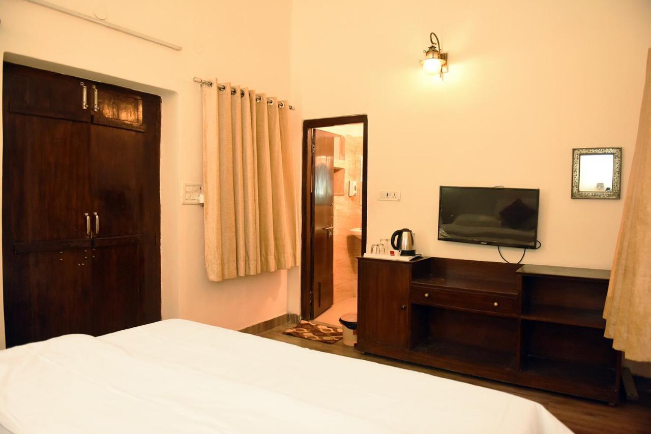 Patnimal Guesthouse Haridwar Ngoại thất bức ảnh