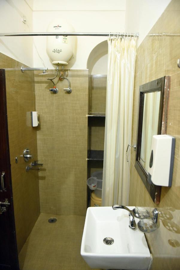 Patnimal Guesthouse Haridwar Ngoại thất bức ảnh